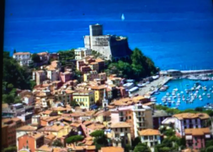 Cinque Terre Station House * La Spezia